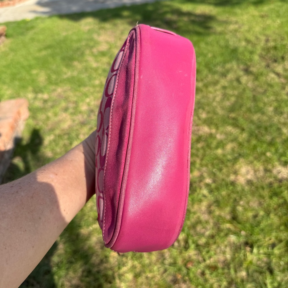 Y2k pink CC small shoulder Coach purse - Picture 5 of 16